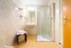 Hotel Ortler - Bagno della camera n. 203